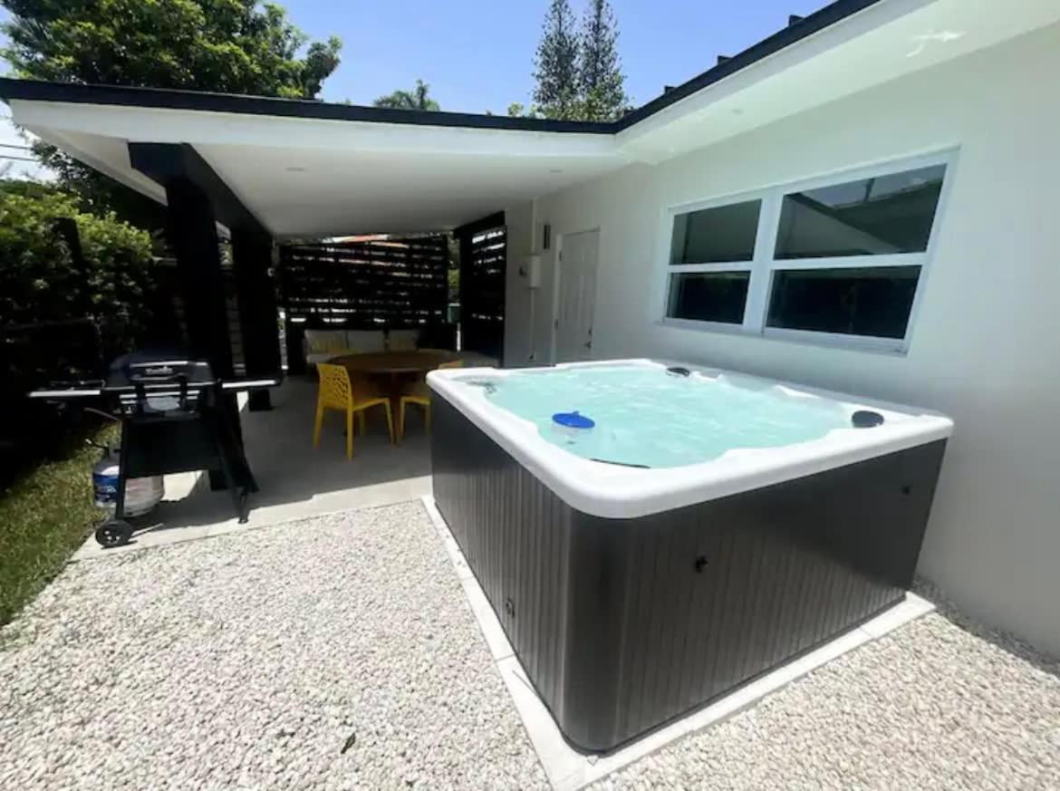 Villa Casa Ana - Cozy Space Hot Tub And Large Fenced Yard Miami Exterior foto